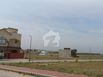 بحریہ ٹاؤن فیز 8 ۔ سیکٹر ایف - 3 بحریہ ٹاؤن فیز 8,بحریہ ٹاؤن راولپنڈی,راولپنڈی میں 10 مرلہ رہائشی پلاٹ 92.0 لاکھ میں برائے فروخت۔ بحریہ ٹاؤن فیز 8 ۔ سیکٹر ایف - 3 بحریہ ٹاؤن فیز 8,بحریہ ٹاؤن راولپنڈی,راولپنڈی میں 10 مرلہ رہائشی پلاٹ 92.0 لاکھ میں برائے فروخت۔