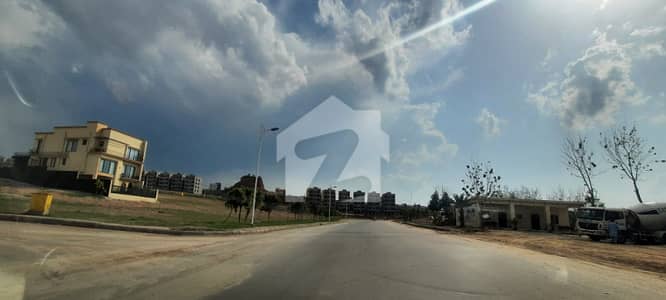 روز گارڈن بحریہ ٹاؤن فیز 8,بحریہ ٹاؤن راولپنڈی,راولپنڈی میں 5 مرلہ رہائشی پلاٹ 52.0 لاکھ میں برائے فروخت۔ روز گارڈن بحریہ ٹاؤن فیز 8,بحریہ ٹاؤن راولپنڈی,راولپنڈی میں 5 مرلہ رہائشی پلاٹ 52.0 لاکھ میں برائے فروخت۔