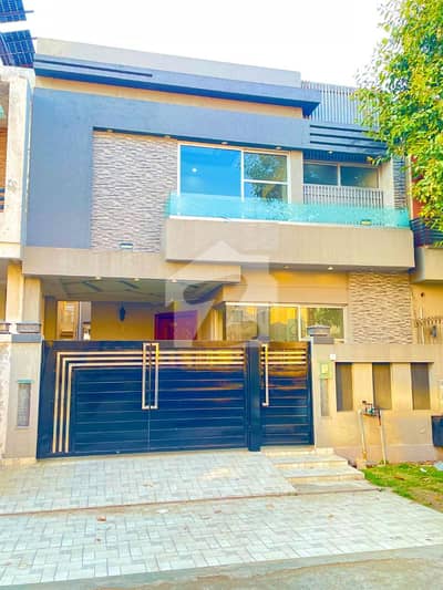 5-Marla Lightly Used House Is Available For Sale In DHA Phase 6. 5-Marla Lightly Used House Is Available For Sale In DHA Phase 6.