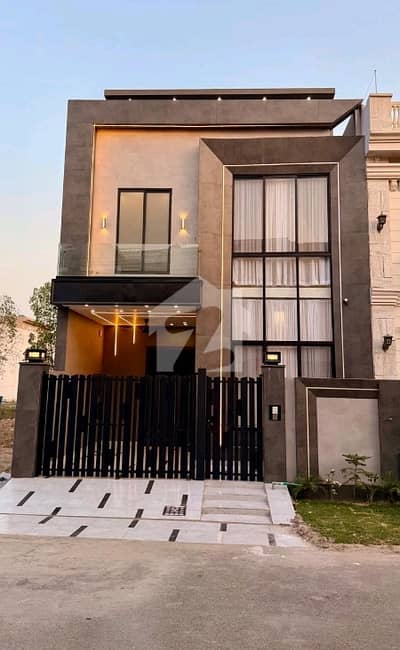 Prime Location 5 Marla House In Citi Housing Society Is Available