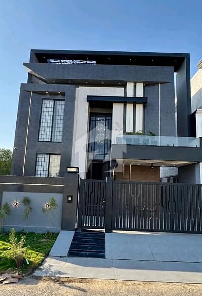Gorgeous Facing Park 10 Marla House For sale Available In Citi Housing Society