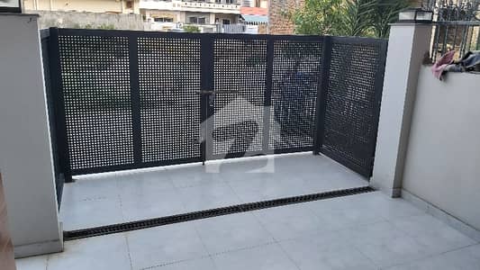 4 Marla Beautiful Brand New House is For Rent