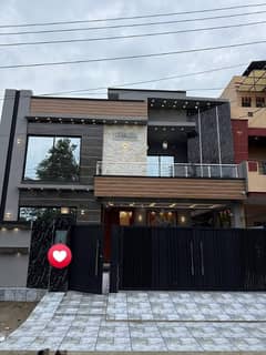 10 Marla House LDA Avenue Prime Location For Sale 10 Marla House LDA Avenue Prime Location For Sale