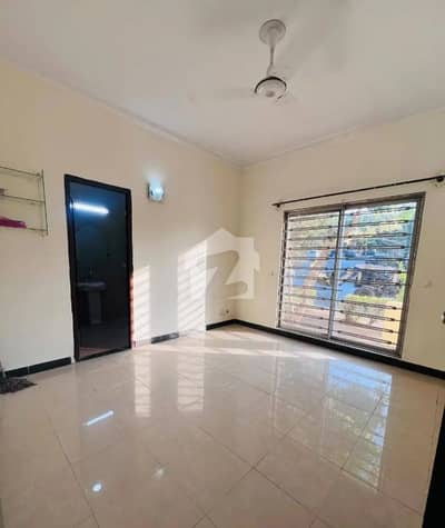 Safari Home Single Storey Sector F With Gas Safari Home Single Storey Sector F With Gas