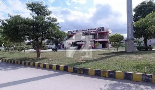 Housing Foundation Sector F-15/4(50*90)=500-Sq Yards Corner Plot For Sale. F-15/4,