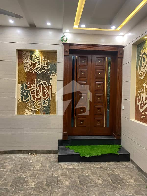 11 Marla Brand New 100ft Road Corner House for Sale in Lake City Hot Location Lahore. 11 Marla Brand New 100ft Road Corner House for Sale in Lake City Hot Location Lahore.