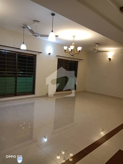 12 MARLA, 4 BED ROOM LIKE BRAND NEW FLAT AVAILABLE FOR RENT IN ASKARI 11 SEC B, LAHORE 12 MARLA, 4 BED ROOM LIKE BRAND NEW FLAT AVAILABLE FOR RENT IN ASKARI 11 SEC B, LAHORE