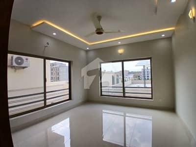 Book A Upper Portion Of 2800 Square Feet In I-8/3 Islamabad