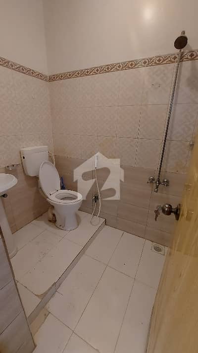SMALL COMPLEX APPARTMENT FOR RENT