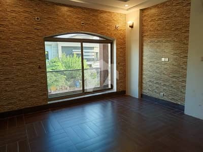 10 Marla Upper Portion With Gas Proper 3 Bedroom Attach Washroom In Overseas 6