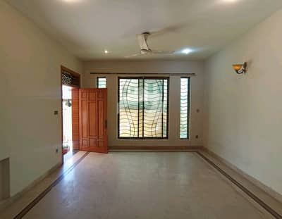 12 Marla House Is Available For Rent In I-8/4