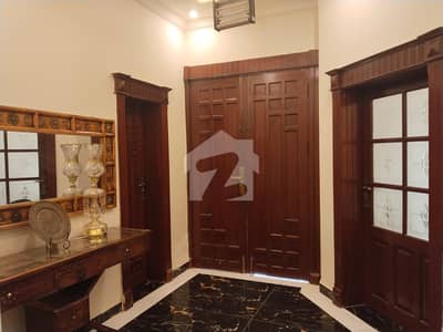 ڈی ایچ اے فیز 1 - سیکٹر ایف ڈی ایچ اے ڈیفینس فیز 1,ڈی ایچ اے ڈیفینس,اسلام آباد میں 6 کمروں کا 1 کنال مکان 9.5 کروڑ میں برائے فروخت۔