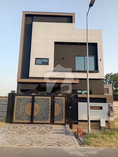 3.25 Marla Beautiful house up for sale