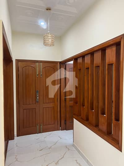 10 Marla Upper Portion For Rent | Near Park, Schools & Market | Bahria Town Lahore