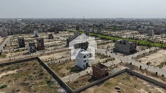 یونین گرین کالج روڈ,لاہور میں 3 مرلہ رہائشی پلاٹ 57.0 لاکھ میں برائے فروخت۔