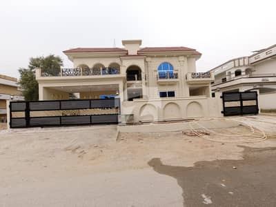 جی ۔ 15 اسلام آباد میں 7 کمروں کا 1 کنال مکان 7.3 کروڑ میں برائے فروخت۔