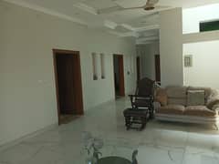 Spacious House Is Available For Sale In Ideal Location Of Bahria Town Phase 7
