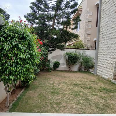DHA PHASE 6 500 YARDS 5 BEDROOMS one UNIT marble FLOORING BUNGALOW IS UP FOR URGENT SALE ON PRIME LOCATION OFF KHY E RAHAT NEAR ALI MASJID