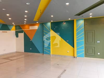 4MARLA 2ND FLOOR DHA PHASE 1 Offices for Rent