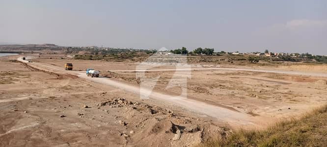 بحریہ گرینز۔ اوورسیز انکلیو - سیکٹر 7 بحریہ گرینز۔ اوورسیز انکلیو,بحریہ ٹاؤن فیز 8,بحریہ ٹاؤن راولپنڈی,راولپنڈی میں 10 مرلہ رہائشی پلاٹ 1.8 کروڑ میں برائے فروخت۔