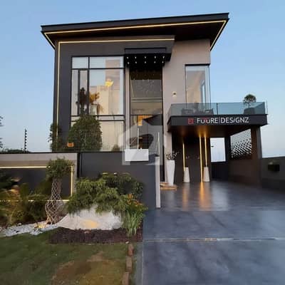10 Marla Brand New Luxury House,Levish LifeStyle For Family In DHA Phase 7