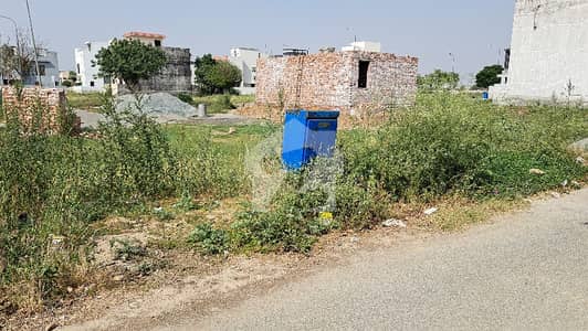 Dha Phase 8 Block U Facing Park Dha Phase 8 Block U Facing Park