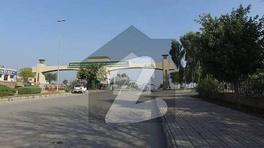 One Kanal, Solid Land Near Family Bee Park