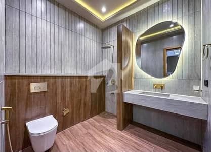 Luxury 5 Bedroom 10 Marla House Available for Rent Sector F-1