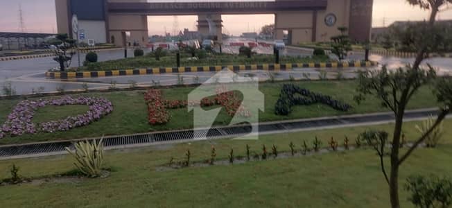 ڈی ایچ اے ڈیفینس گوجرانوالہ میں 5 مرلہ رہائشی پلاٹ 37.0 لاکھ میں برائے فروخت۔