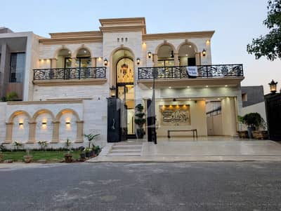 1 Kanal Brand New Classical Design Owner Built House Facing Park For Sale | Double Height Lobby | Demand 540 Lac
