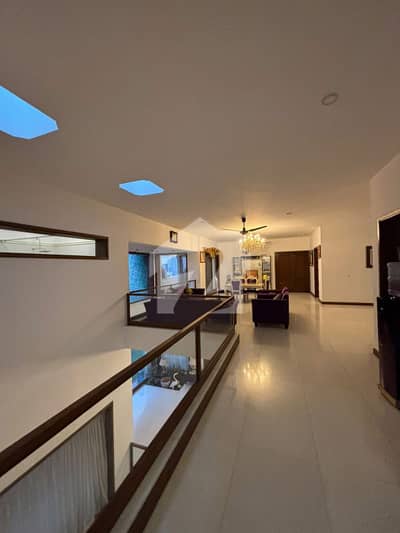 1000 Sq. Yards Modern Mansion | DHA Phase 8 | Prime Location