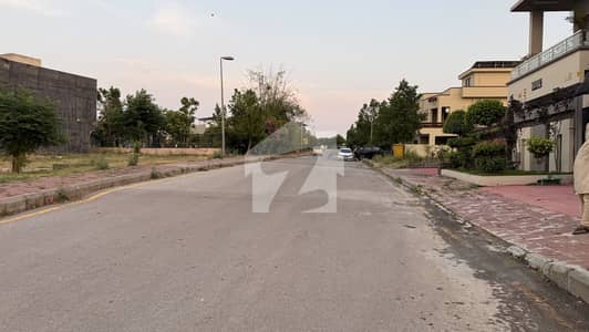بحریہ ٹاؤن فیز 8 ۔ بلاک ایل بحریہ ٹاؤن فیز 8,بحریہ ٹاؤن راولپنڈی,راولپنڈی میں 10 مرلہ رہائشی پلاٹ 95.0 لاکھ میں برائے فروخت۔ بحریہ ٹاؤن فیز 8 ۔ بلاک ایل بحریہ ٹاؤن فیز 8,بحریہ ٹاؤن راولپنڈی,راولپنڈی میں 10 مرلہ رہائشی پلاٹ 95.0 لاکھ میں برائے فروخت۔