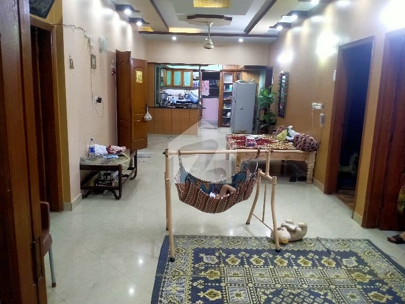 4 Bed dd Portion For Sale Location: Bahadurabad Near Sharfabad 4 Bed dd Portion For Sale Location: Bahadurabad Near Sharfabad