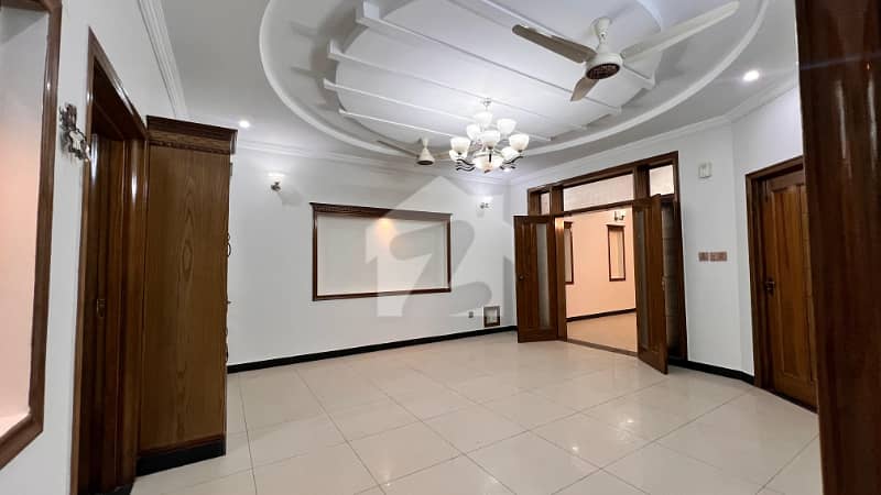 Stunning And Affordable House Available For Sale In G-13/2 Stunning And Affordable House Available For Sale In G-13/2