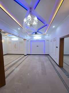 6 Marla Corner House Available For Sale