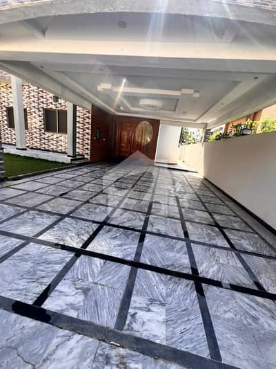 1.5 Kanal House For Rent Banigala 1.5 Kanal House For Rent Banigala