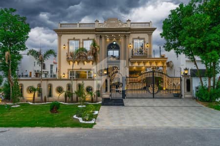 Full Basement 1 Kanal Spanish Villa in Phase 7 For Sale