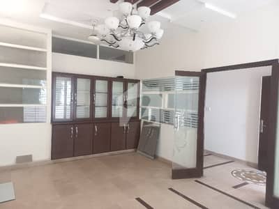 DHA Phase 5.10marla Full Basement 5beds Double Unit DHA Phase 5.10marla Full Basement 5beds Double Unit