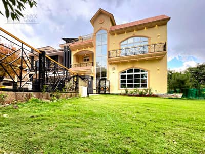 Corner 13 Marla House With Lush Green Lawn In Bahria Phase 8