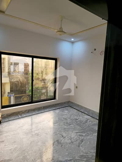 واپڈا سٹی ۔ بلاک ایل واپڈا سٹی,فیصل آباد میں 3 کمروں کا 5 مرلہ مکان 1.95 کروڑ میں برائے فروخت۔