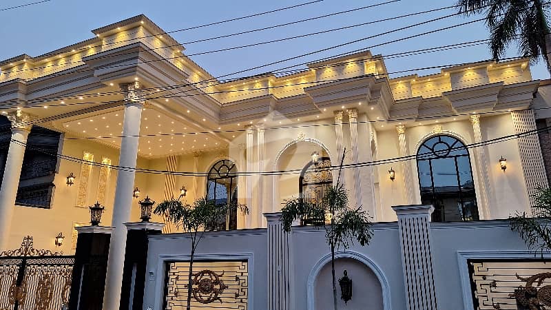ایسٹ کینال روڈ کینال روڈ,فیصل آباد میں 7 کمروں کا 1 کنال مکان 5.0 لاکھ میں کرایہ پر دستیاب ہے۔ ایسٹ کینال روڈ کینال روڈ,فیصل آباد میں 7 کمروں کا 1 کنال مکان 5.0 لاکھ میں کرایہ پر دستیاب ہے۔