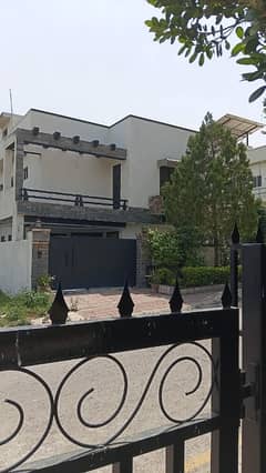 Prime Location House for sale In Bahria town Phase 7