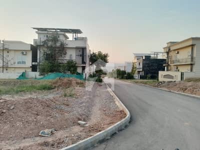 Lucrative And Ideal For Small House Living In Bahira Enclave Sector N Plot For Sale