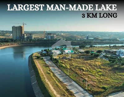 I have 1 Kanal plot available for sale on prime location