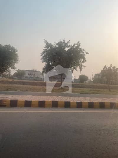 1 KANAL MAIN 150 fit ROAD PLOT