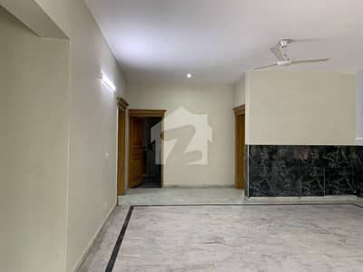 2 Kanal Upper Portion 3 Bed House For Rent 2 Kanal Upper Portion 3 Bed House For Rent