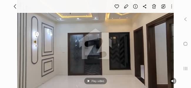 ایڈن ویلی فیصل آباد میں 3 کمروں کا 5 مرلہ مکان 2.65 کروڑ میں برائے فروخت۔