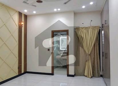 5 Marla new house in BB block, Bahria town Lahore