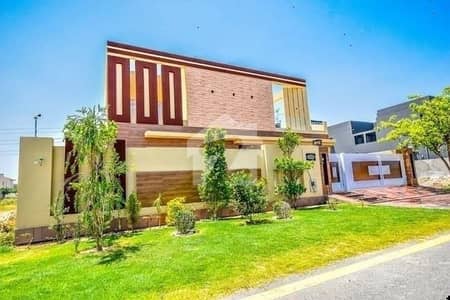 PHASE 7 1-KANAL BRAND NEW FULLY MAINTAINED BUNGALOW IS AVAILABLE FOR SALE.