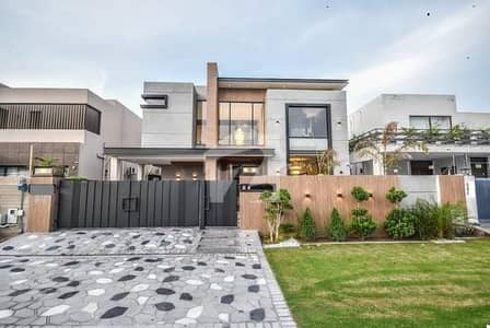 PHASE 7 1-KANAL BRAND NEW FULLY MAINTAINED BUNGALOW IS AVAILABLE FOR SALE.